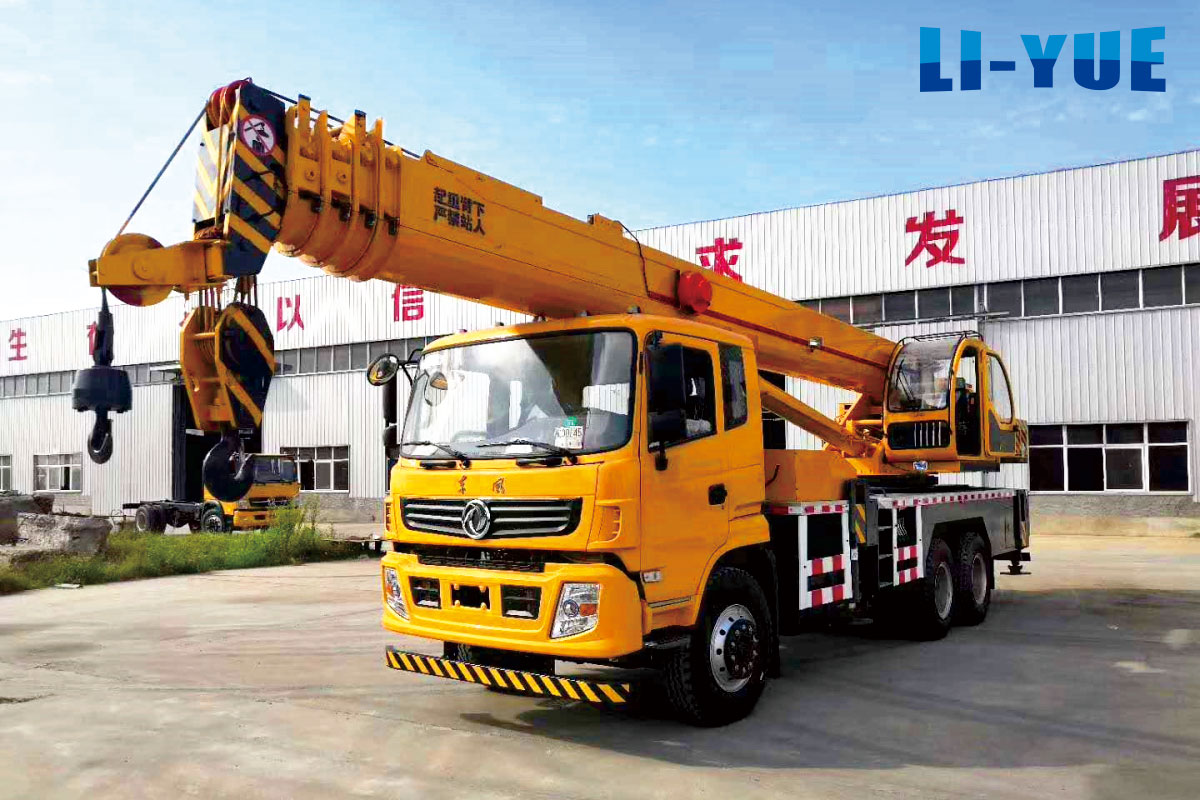 20-Tons-Truck-Crane